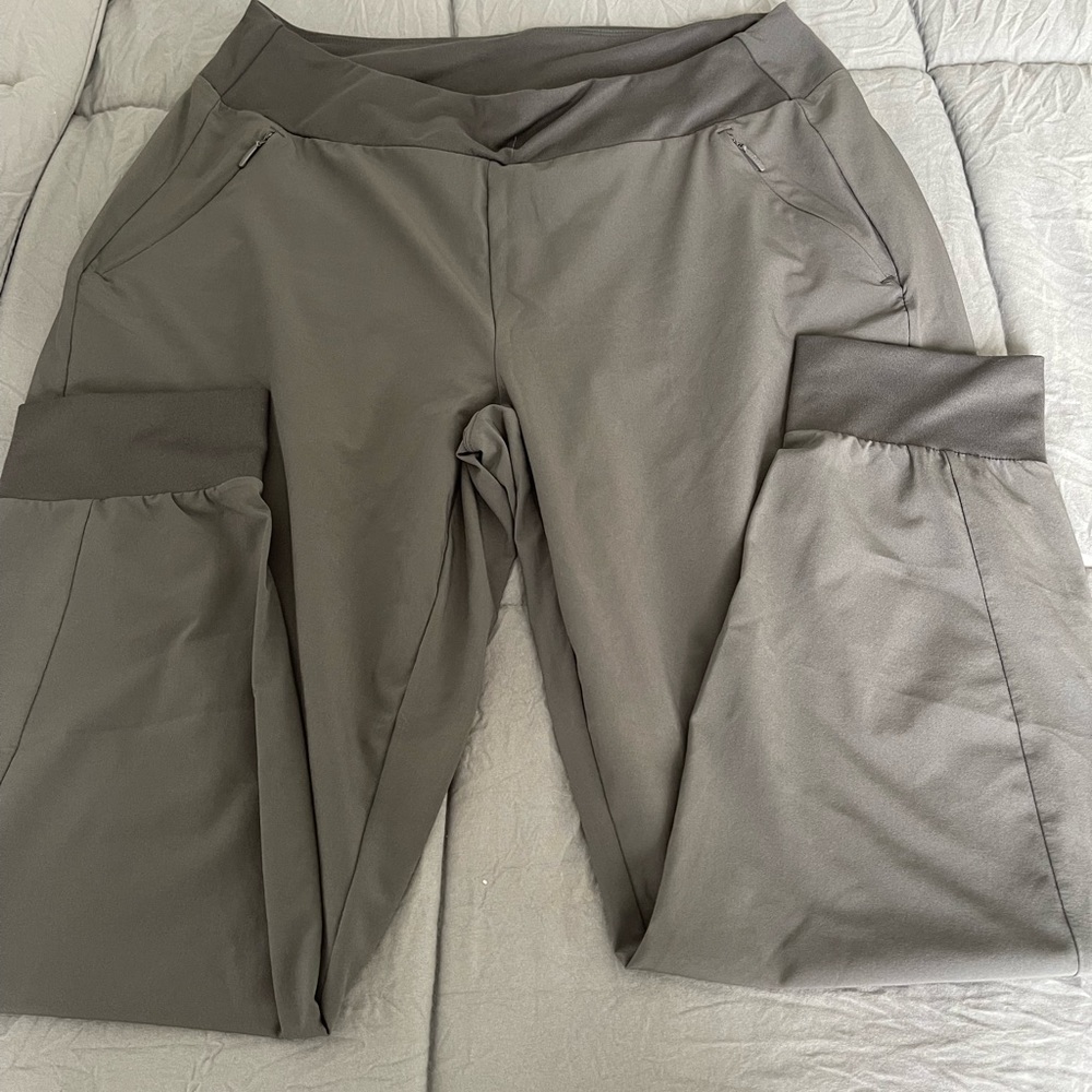 Athleta light weight joggers